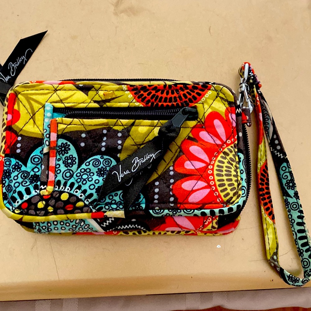 Vera Bradley double ID smartphone wristlet wallet green floral print magnetic